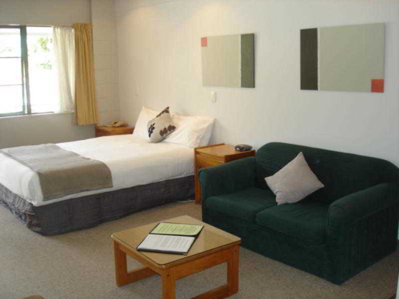Karaka Tree Motel Taupomeer Buitenkant foto